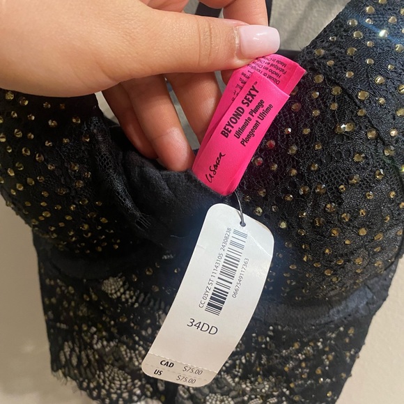 NWT!!La Senza special Edition for Christmas 2019 Beyond Sexy - Picture 2 of 3